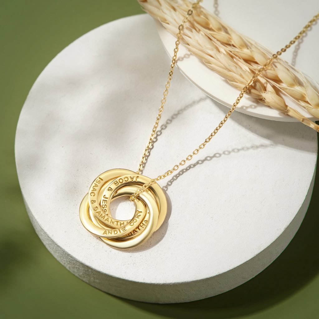 img src="necklace.png" alt="ring necklace with name engraved in sterling silver yellow or rose gold"